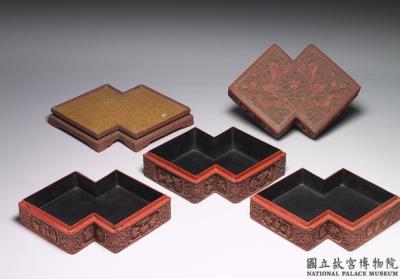 图片[3]-Red lacquer set of boxes in the shape of intersecting lozenges,  Qing dynasty (1644-1911)-China Archive